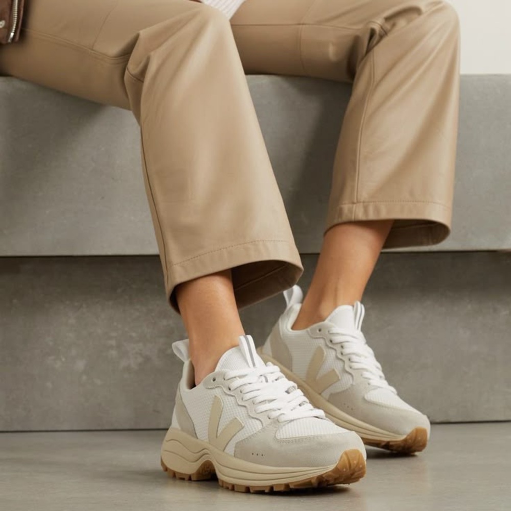 Veja X Reformation Women's Cream Sneakers